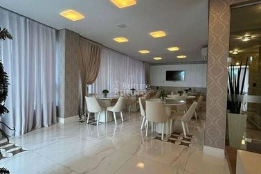 Apartamento &agrave; venda - Meia Praia