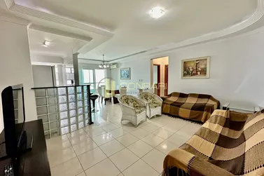 Apartamento para alugar - 80m&sup2; - Centro