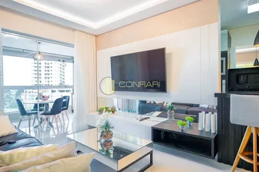 Apartamento &agrave; venda - 117m&sup2; - Meia Praia