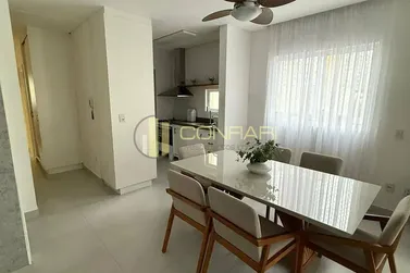 Apartamento &agrave; venda - 98m&sup2; - Centro