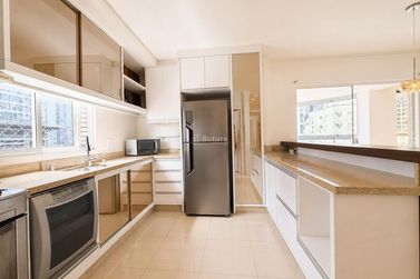 Apartamento &agrave; venda - 108m&sup2; - Centro