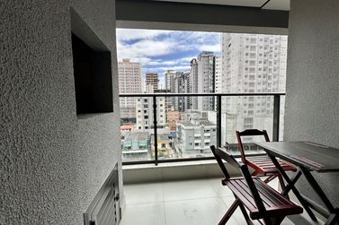 Apartamento &agrave; venda - 70m&sup2; - Meia Praia