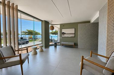 Apartamento &agrave; venda - 170m&sup2; - Meia Praia