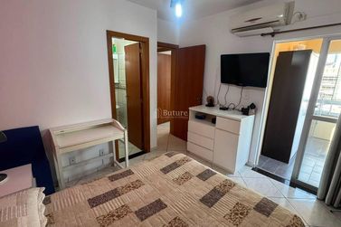 Apartamento &agrave; venda - Meia Praia