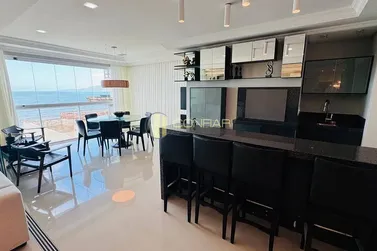 Apartamento &agrave; venda - 281m&sup2; - Meia Praia