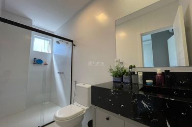 Apartamento &agrave; venda - 228m&sup2; - Meia Praia