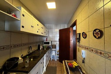 Apartamento para alugar - 80m&sup2; - Centro