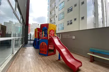 Apartamento &agrave; venda - 178m&sup2; - Meia Praia