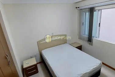 Apartamento para alugar - 106m&sup2; - MEIA PRAIA