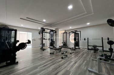 Apartamento &agrave; venda - 145m&sup2; - Meia Praia