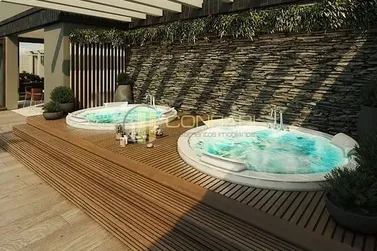 Apartamento &agrave; venda - 145m&sup2; - Meia Praia