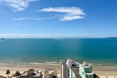 Apartamento &agrave; venda - 187m&sup2; - Meia Praia