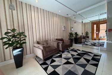 Apartamento &agrave; venda - 79m&sup2; - Centro