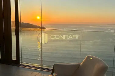 Apartamento &agrave; venda - 150m&sup2; - Centro