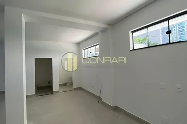 Sala Comercial para alugar - 130m&sup2; - Meia Praia