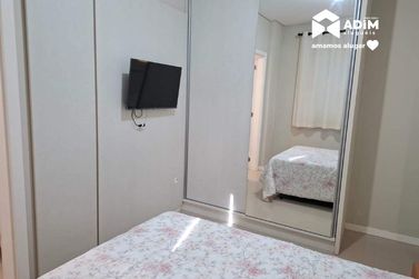 Apartamento para alugar - 123m&sup2; - Meia Praia