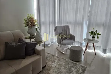 Apartamento &agrave; venda - 78m&sup2; - Meia Praia