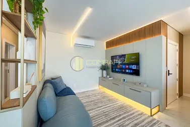 Apartamento &agrave; venda - 114m&sup2; - Meia Praia