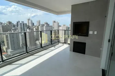 Apartamento &agrave; venda - 133m&sup2; - meia praia