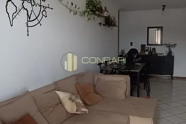 Apartamento &agrave; venda - 105m&sup2; - Pereque
