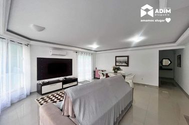 Apartamento para alugar - 182m&sup2; - Centro