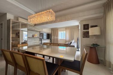 Apartamento &agrave; venda - 173m&sup2; - Centro