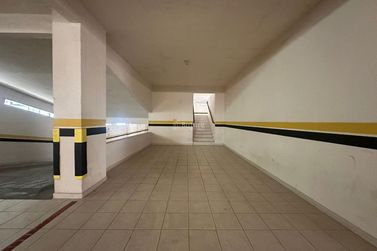 Apartamento &agrave; venda - 198m&sup2; - Meia Praia