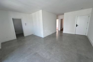 Apartamento &agrave; venda - Meia Praia
