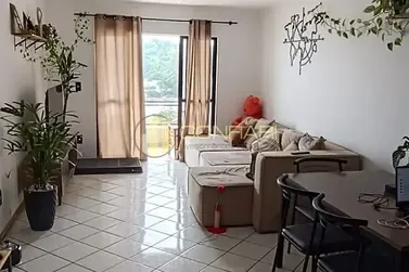 Apartamento &agrave; venda - 105m&sup2; - Pereque