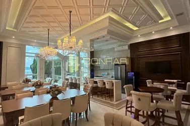 Apartamento &agrave; venda - 141m&sup2; - Centro