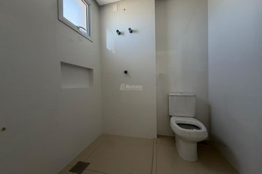 Apartamento &agrave; venda - 162m&sup2; - Meia Praia