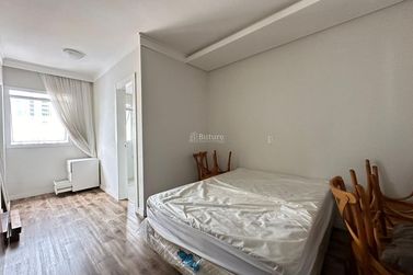 Apartamento &agrave; venda - 169m&sup2; - Meia Praia