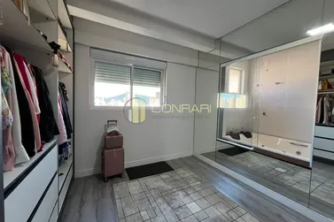 Apartamento &agrave; venda - 113m&sup2; - Meia Praia