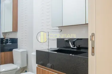 Apartamento &agrave; venda - 117m&sup2; - Meia Praia