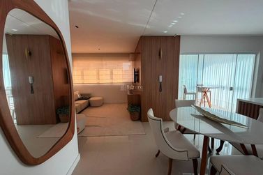 Apartamento &agrave; venda - Meia Praia
