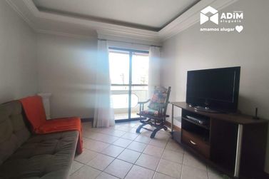Apartamento para alugar - 130m&sup2; - Centro