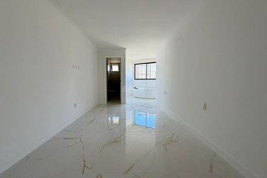 Apartamento &agrave; venda - 163m&sup2; - Meia Praia