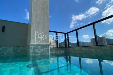 Apartamento &agrave; venda - 110m&sup2; - Centro