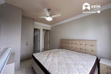Apartamento para alugar - 101m&sup2; - Centro