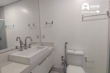 Apartamento para alugar - 230m&sup2; - Centro