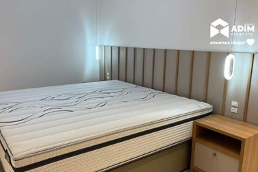 Apartamento para alugar - 160m&sup2; - Meia Praia