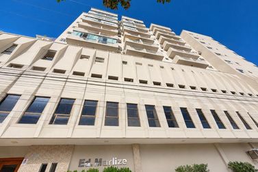 Apartamento &agrave; venda - 79m&sup2; - Centro