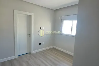 Apartamento &agrave; venda - 192m&sup2; - Meia Praia