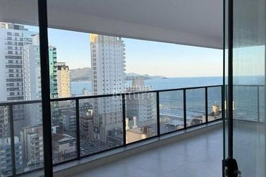 Apartamento &agrave; venda - Meia Praia