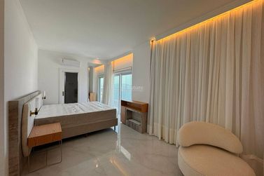Apartamento &agrave; venda - Meia Praia