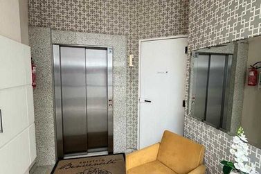 Apartamento &agrave; venda - 100m&sup2; - Meia Praia