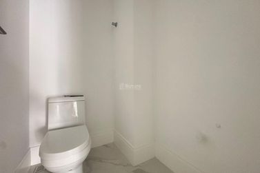 Apartamento &agrave; venda - 185m&sup2; - Meia Praia