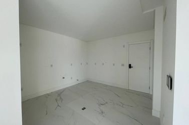 Apartamento &agrave; venda - Meia Praia