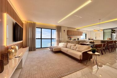 Apartamento &agrave; venda - 185m&sup2; - Meia Praia