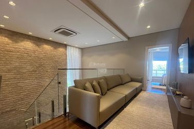 Casa &agrave; venda - 360m&sup2; - Centro